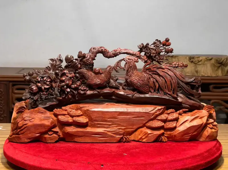 Tượng Gia Đình Gà Gỗ Tử Đàn Ấn Cao 25cm