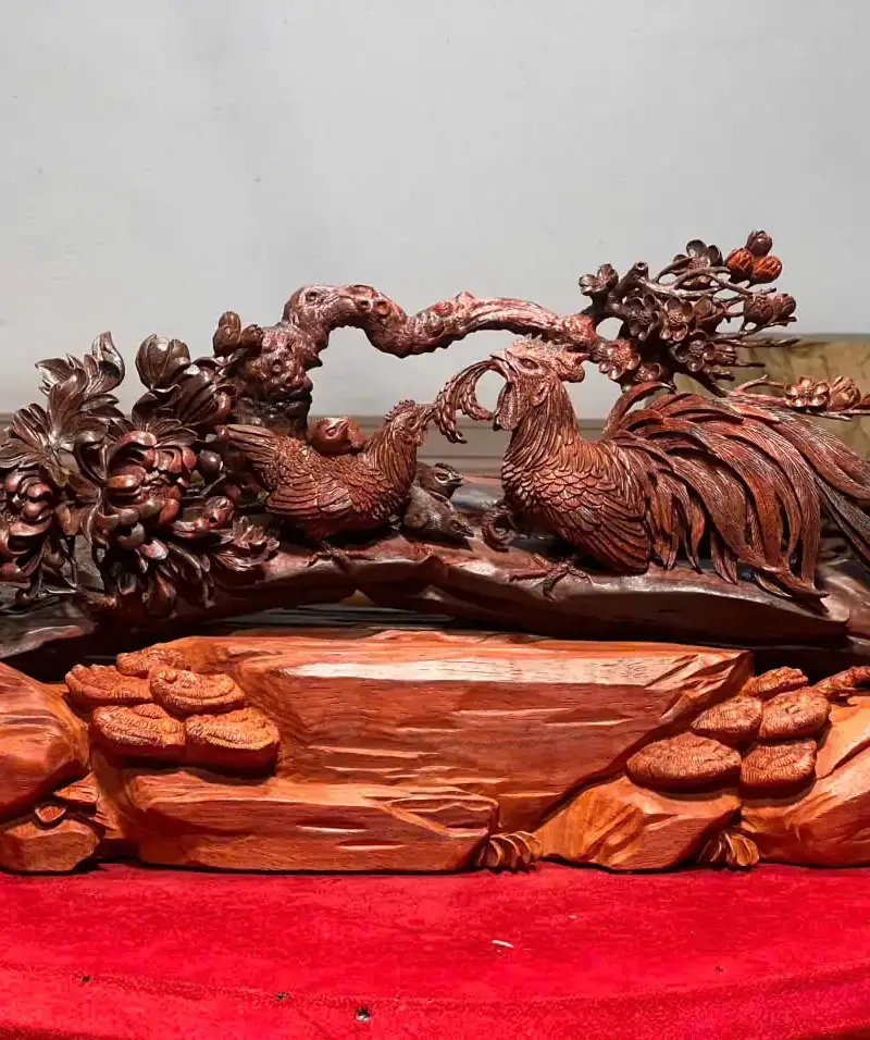 Tượng Gia Đình Gà Gỗ Tử Đàn Ấn Cao 25cm