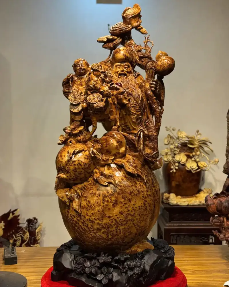 3_Ông Thọ Nu Ngọc Am Giá 43 Triệu Cao 103cm Ngang 45cm Sâu 40cm Tượng Ông Thọ Gỗ Nu Ngọc Am Cao 103cm