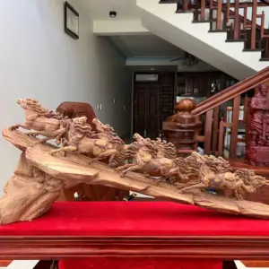 Tượng Cầu Bát Mã Gỗ Sưa Bắc Phôi Gỗ Già Tím Lịm Liền 100% Có Sơn KT:30x72x14