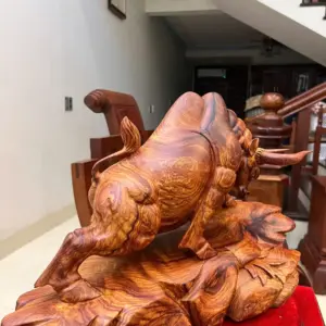 Tượng Bò Tót Gỗ Cẩm Việt Bám Chun To Đẹp Liền Khối G5127
