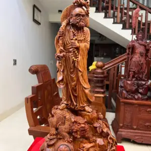 Tượng Cụ Đạt Ma Đứng Nghê Gỗ Sưa Bắc Liền Khối Đục Đẹp Kỹ Sắc Nét G5091