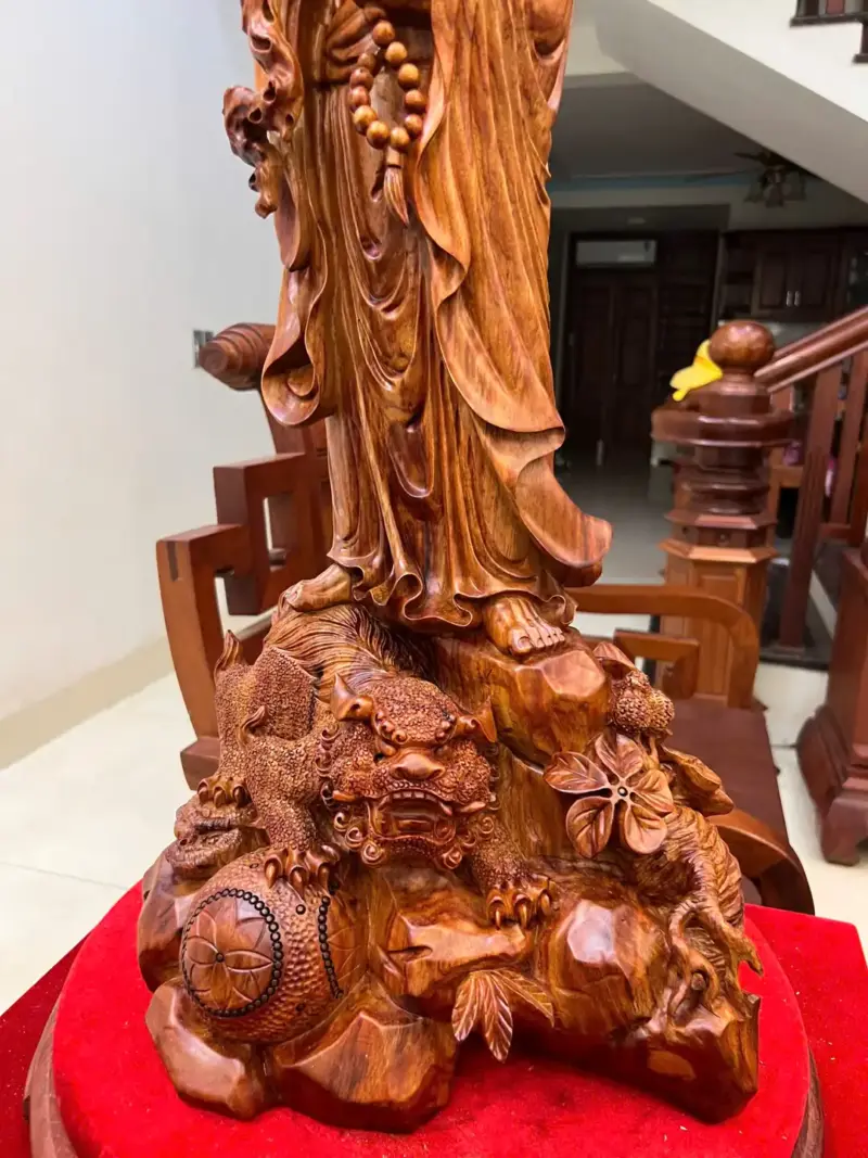 Tượng Cụ Đạt Ma Đứng Nghê Gỗ Sưa Bắc Liền Khối Đục Đẹp Kỹ Sắc Nét G5091