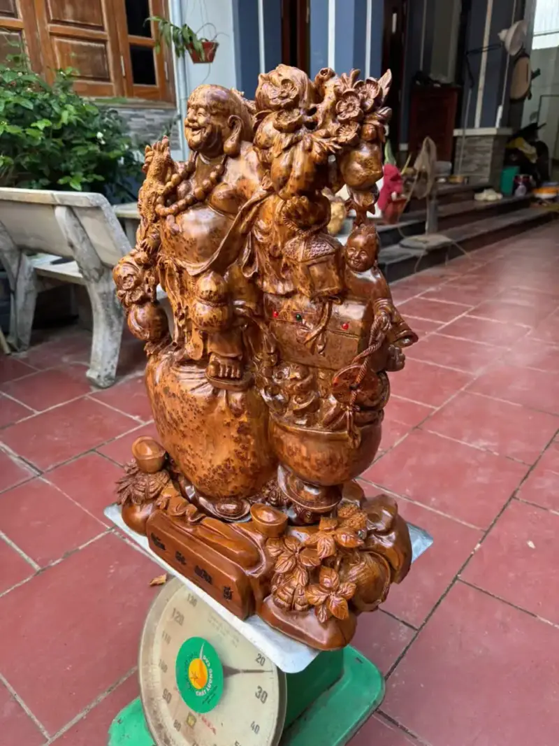 cu-di-lac-tam-phuc-go-nu-ngoc-G5397-6 Tượng Cụ Di Lặc Tam Phúc Gỗ Nu Ngọc Am Làm Thủ Công Đẹp Liền Khối G5397