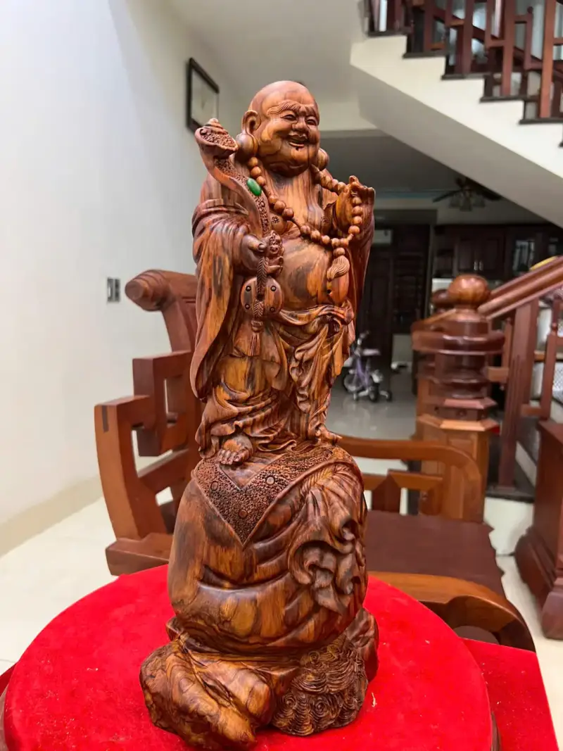 Tượng Di Lặc Gỗ Sưa Bắc Đỏ Liền Khối Vân Tím Lịm G5131