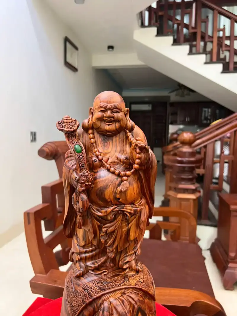 Tượng Di Lặc Gỗ Sưa Bắc Đỏ Liền Khối Vân Tím Lịm G5131