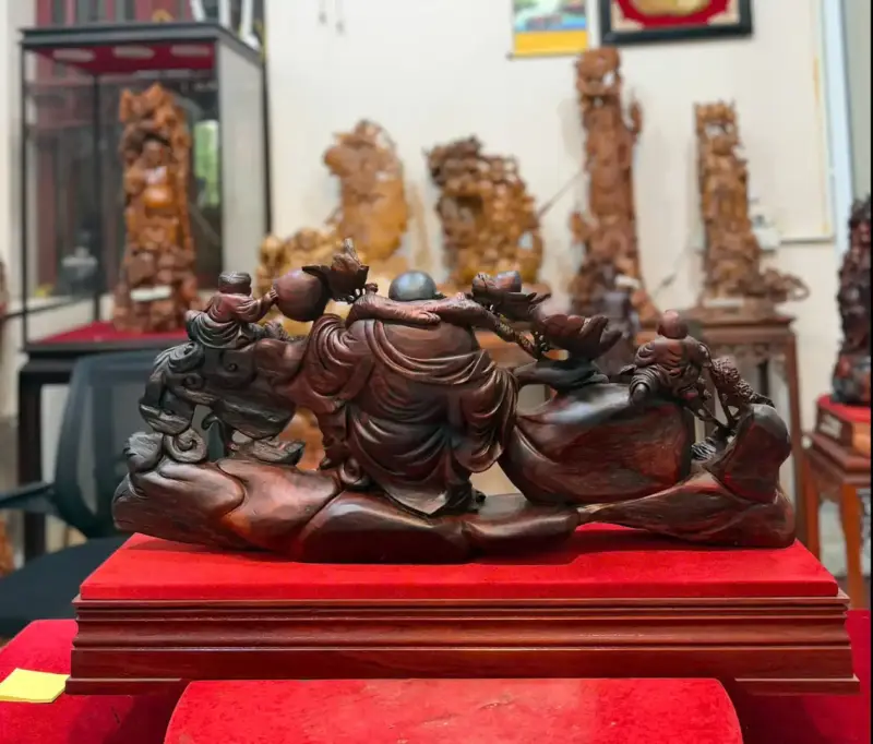 Tượng Di Lặc Kéo Bao Tiền Gỗ Trắc Đỏ Đen Hàng Liền Kỹ Đẹp G5292