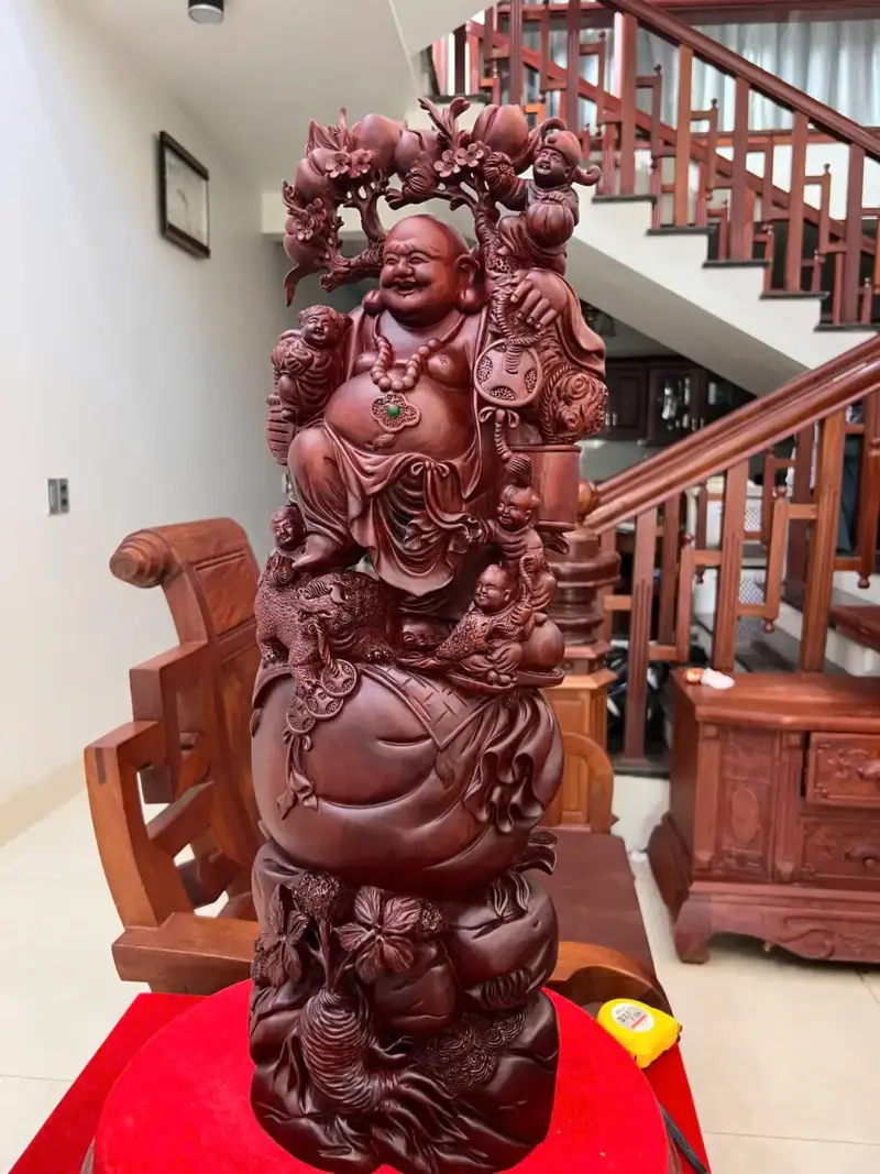 Tượng Di Lặc Ngũ Phúc Vác Đào Gỗ Tử Đàn Liền Khối Đục Kỹ Nét G5009