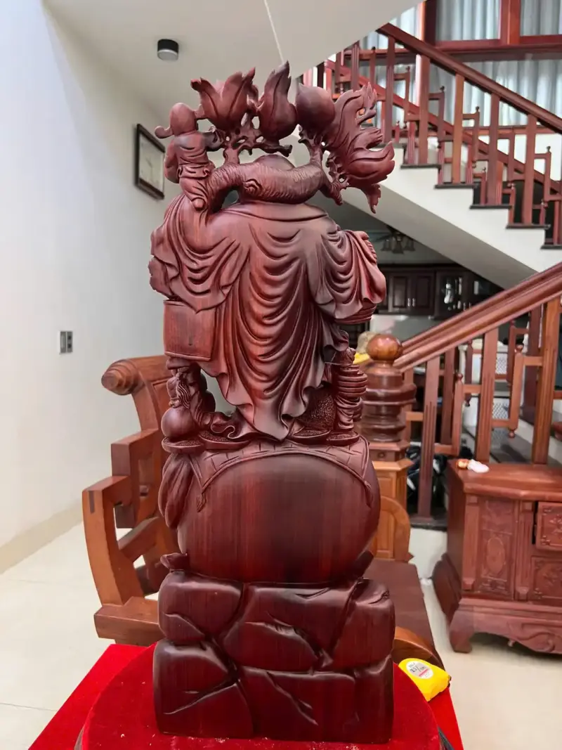 Tượng Di Lặc Ngũ Phúc Vác Đào Gỗ Tử Đàn Liền Khối Đục Kỹ Nét G5009