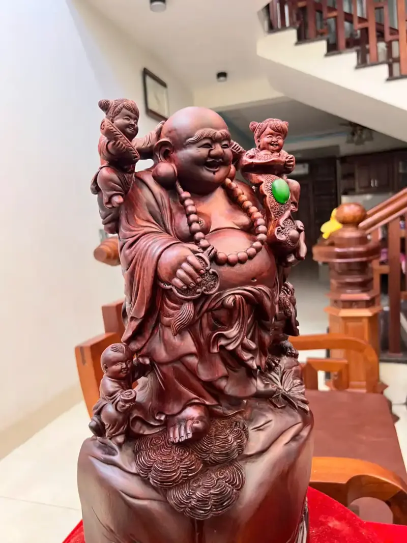 Tượng Di Lặc Tam Phúc Gỗ Tử Đàn Liền Khối Đục Kỹ Nét G5060