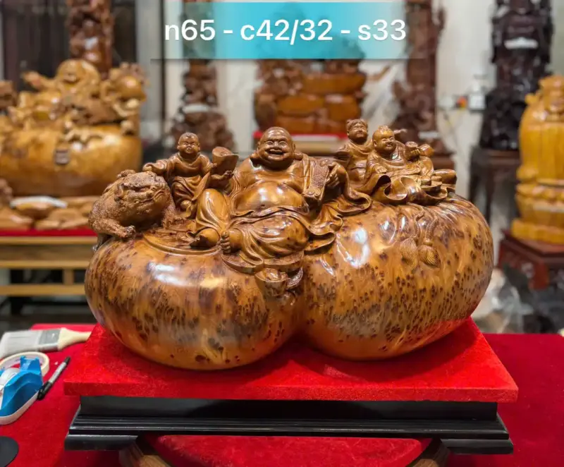 Tượng Di Lặc Tam Phúc Thuần Nghê Gỗ Nu Ngọc Am Hàng Đẹp Liền Khối Tặng Kỷ Đỏ G5311