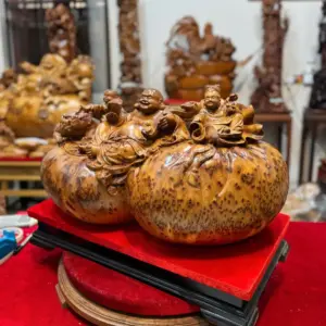 Tượng Di Lặc Tam Phúc Thuần Nghê Gỗ Nu Ngọc Am Hàng Đẹp Liền Khối Tặng Kỷ Đỏ G5311
