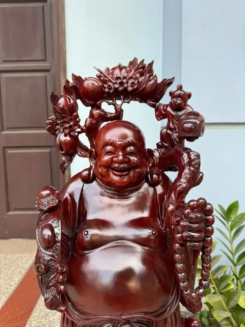 Tượng Di Lặc Tam Phúc Thuần Nghê Hàng Kỹ Đẹp Trạm Tay Sắc Nét Gỗ Tử Đàn Liền Khối G5312
