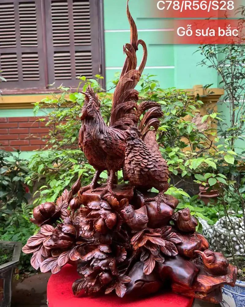 Tượng Gia Đình Gà Gỗ Sưa Bắc Đỏ Hàng Kỹ Liền Khối G5323