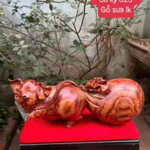 Tượng Heo Kéo Bao Tiền Gỗ Sưa Bắc Liền Khối G5326