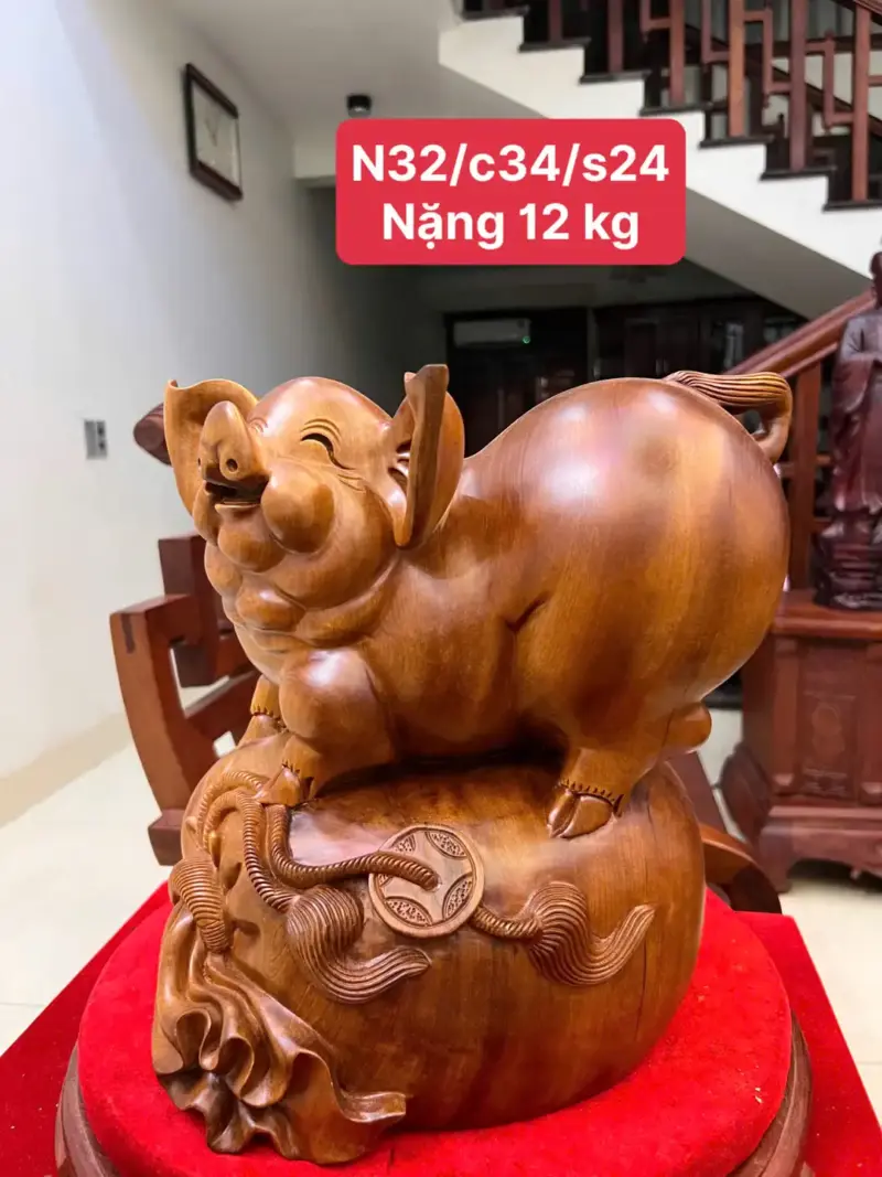 Tượng Heo Nằm Bao Tiền Gỗ Ngọc Am Liền Khối Chất Nặng G5147
