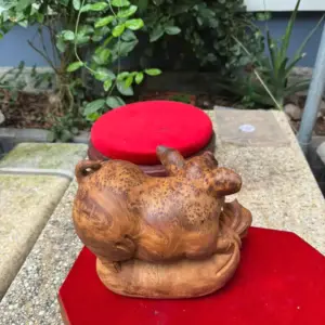 Tượng Heo Tài Lộc Gỗ Nu Ngọc Am Liền Khối Hàng Đẹp G5332