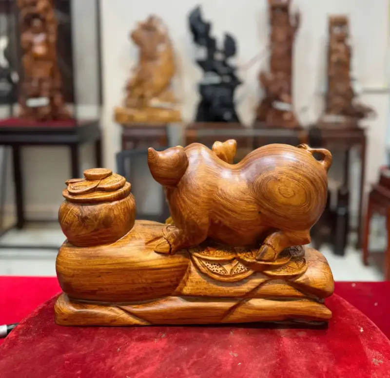 Tượng Heo Tiền Vàng Gỗ Hương Liền Khối G5331