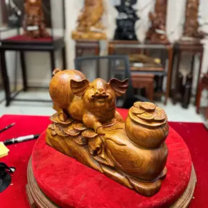 Tượng Heo Tiền Vàng Gỗ Hương Liền Khối G5331