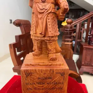 Tượng Hoàng Đế Quang Trung Gỗ Hương Đá Liền Khối G5063