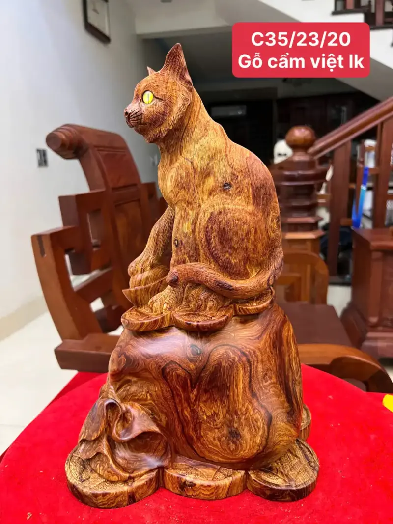 Tượng Mèo Ngồi Bao Tiền Gỗ Cẩm Việt Liền Khối G5149