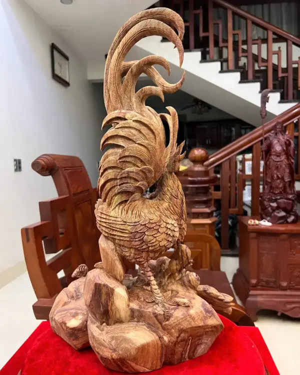 nhat-ke-go-sua-bac-G4987-2_Nhất Kê Gỗ Sưa Bắc Gỗ Già Tím Hàng Nghệ Nhân Tắc Kê Có Sơn Giá 6.700 Triệu Kích Thước Cao 56cm, Ngang 32cm, Sâu 24cm Tượng Nhất Kê Gỗ Sưa Bắc Gỗ Già Tím Hàng Nghệ Nhân Tắc Kê Có Sơn G4987