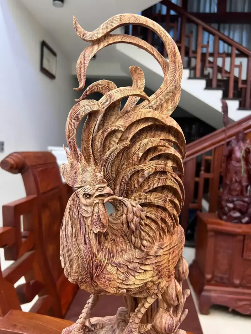Tượng Nhất Kê Gỗ Sưa Bắc Liền Khối Hàng Nghệ Nhân Tắc Kê Vân Tím Lịm Có Sơn G5014