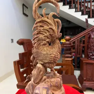 Tượng Nhất Kê Gỗ Sưa Bắc Liền Khối Hàng Nghệ Nhân Tắc Kê Vân Tím Lịm Có Sơn G5014