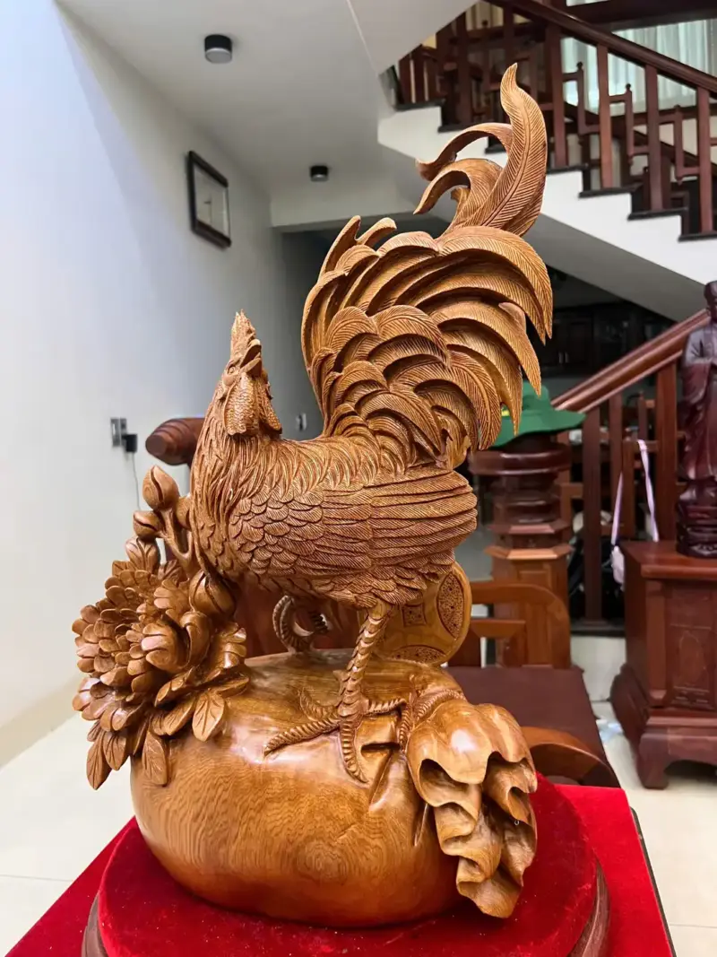 Tượng Nhất Kê Đứng Bao Tiền Gỗ Ngọc Am Hàng Kỹ Liền Khối G5083