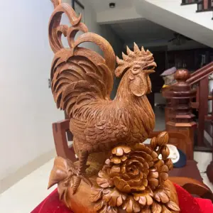 Tượng Nhất Kê Đứng Bao Tiền Gỗ Ngọc Am Liền Khối G5135