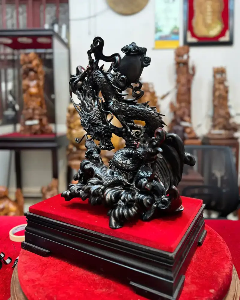 Tượng Nhất Long Vờn Ngọc Gỗ Trắc Hàng Đẹp Liền Khối G5342