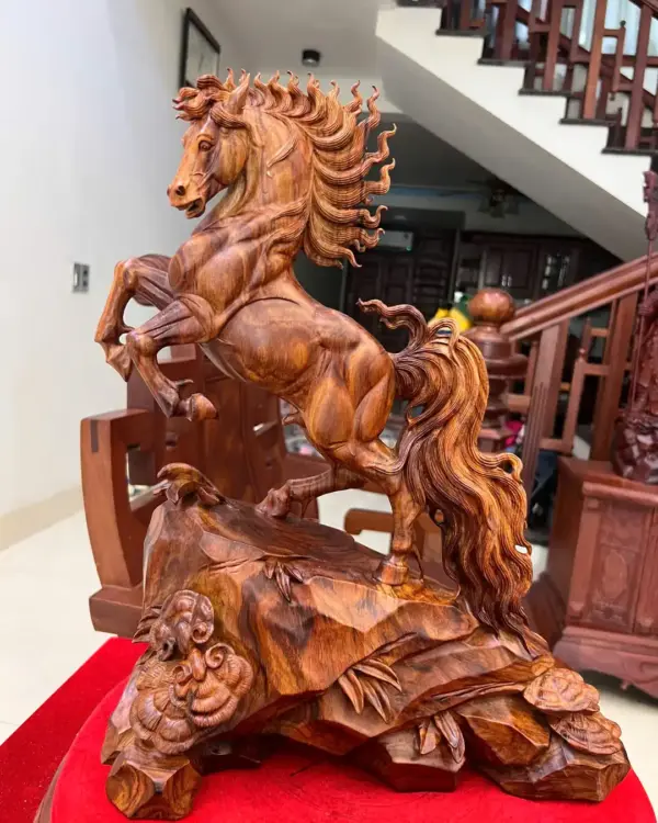 Tượng Nhất Mã Gỗ Sưa Bắc Hàng Kỹ G5018