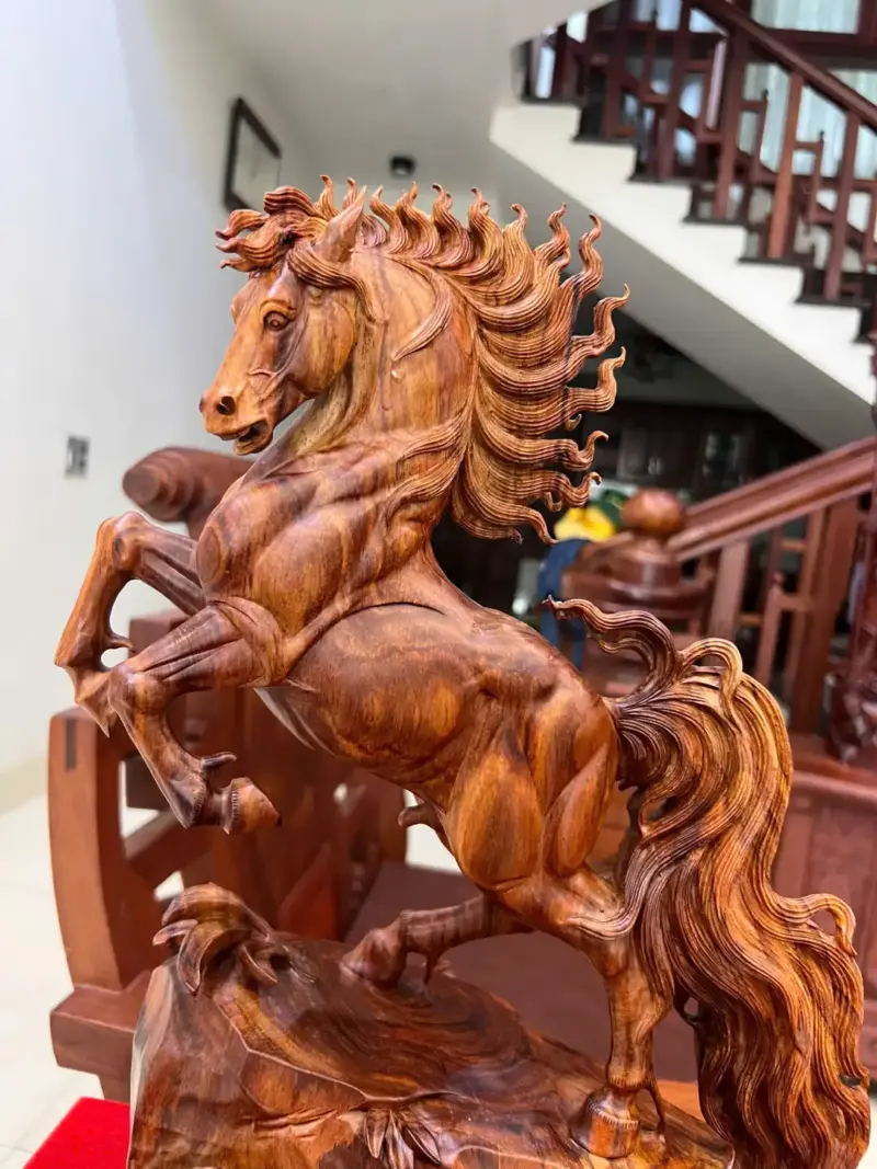Tượng Nhất Mã Gỗ Sưa Bắc Hàng Kỹ G5018