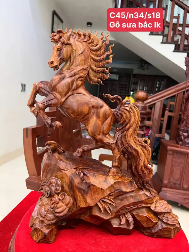Tượng Nhất Mã Gỗ Sưa Bắc Hàng Kỹ G5019
