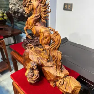 nhat-ma-phi-thien-go-sua-bac-G5401-6 Tượng Nhất Mã Phi Thiên Gỗ Sưa Bắc Đỏ Vip Hàng Kỹ Nét Liền Khối G5401