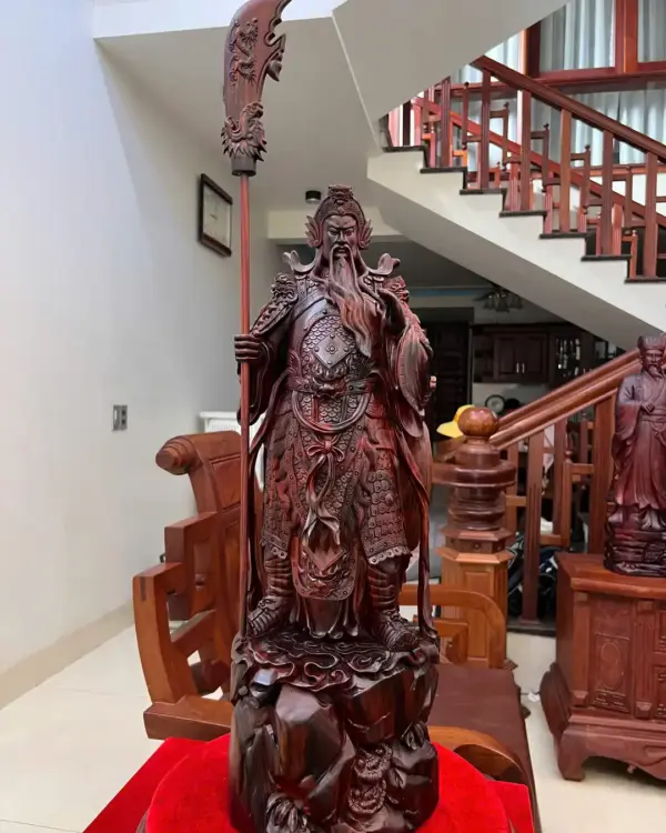 Tượng Quan Công Gỗ Trắc Việt Liền Khối Hàng Kỹ Đục Sắc Nét G5022