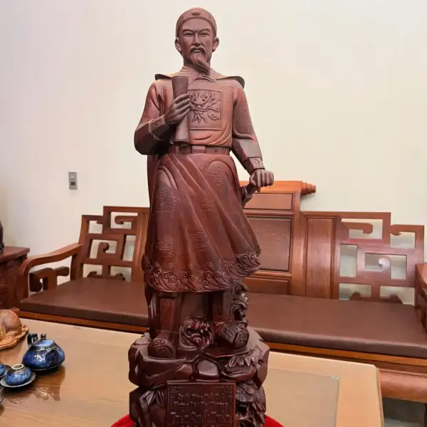 tran-quoc-tuan-G5037-2_Trần Quốc Tuấn Tử Đàn Liền Đẹp Giá 9.500 Triệu Kích Thước Cao 80cm, Ngang 25cm, Sâu 20cm Tượng Trần Quốc Tuấn Tử Đàn Liền Đẹp G5037