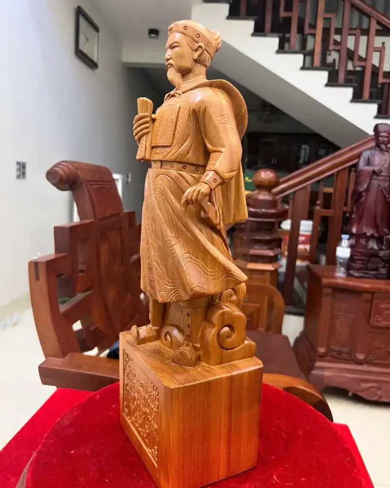 Tượng Trần Quốc Tuấn Ngọc Am Liền Khối G5061