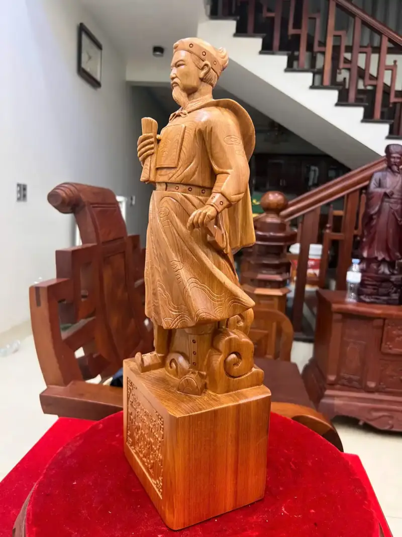 Tượng Trần Quốc Tuấn Ngọc Am Liền Khối G5061