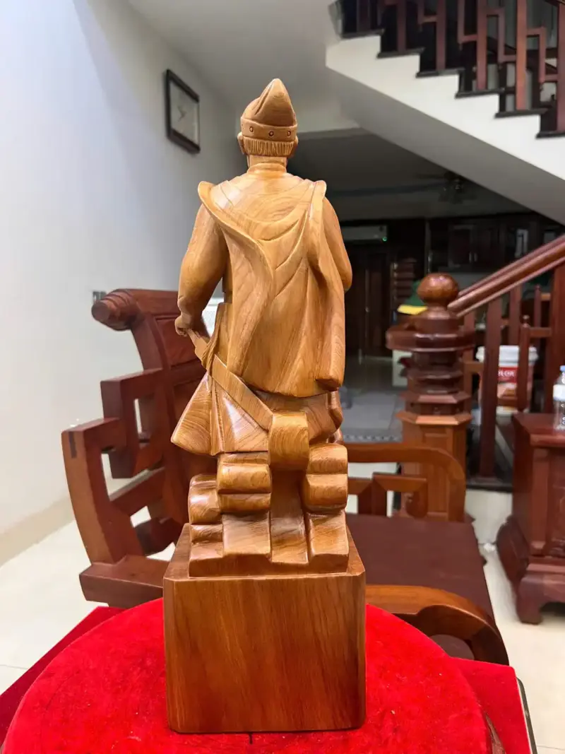 Tượng Trần Quốc Tuấn Ngọc Am Liền Khối G5061