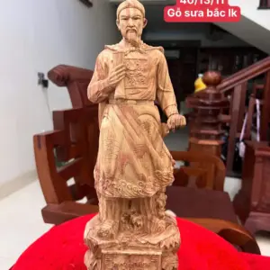Tượng Trần Quốc Tuấn Gỗ Sưa Bắc Liền Khối G5081