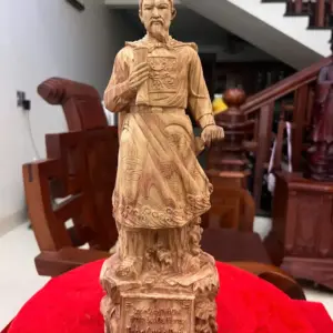 Tượng Trần Quốc Tuấn Gỗ Sưa Bắc Liền Khối G5081