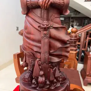 Tượng Trần Quốc Tuấn Gỗ Tử Đàn Liền Khối Đục Kỹ Nét G5033