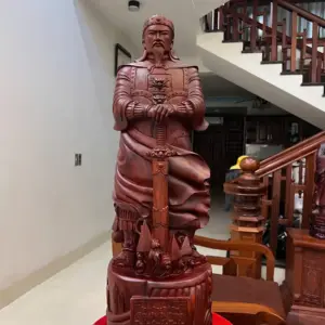 Tượng Trần Quốc Tuấn Gỗ Tử Đàn Hàng Đục Kỹ Đẹp Liền Khối G5122
