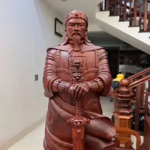 Tượng Trần Quốc Tuấn Gỗ Tử Đàn Hàng Đục Kỹ Đẹp Liền Khối G5122