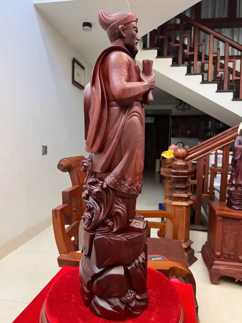 Tượng Trần Quốc Tuấn Gỗ Tử Đàn Liền Khối G5123