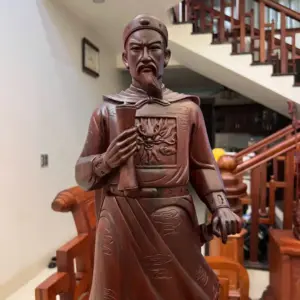 tran-quoc-tuan-go-tu-an-G5153-3_Trần Quốc Tuấn Gỗ Tử Đàn Liền Khối Giá 7.400 Triệu Kích Thước Cao 70cm, Ngang 21cm, Sâu 18cm Tượng Trần Quốc Tuấn Gỗ Tử Đàn Liền Khối G5153