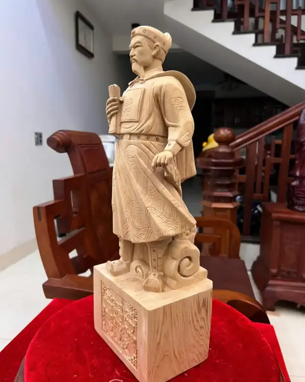 tran-quoc-tuan-ngoc-am-lien-khoi-gia-2-600-trieu-kich-thuoc-cao-50cm-ngang-17cm-sau-13cm-G8340-2_Trần Quốc Tuấn Ngọc Am Liền Khối Giá 2.600 Triệu Kích Thước Cao 50cm, Ngang 17cm, Sâu 13cm Tượng Trần Quốc Tuấn Ngọc Am Liền Khối G8340