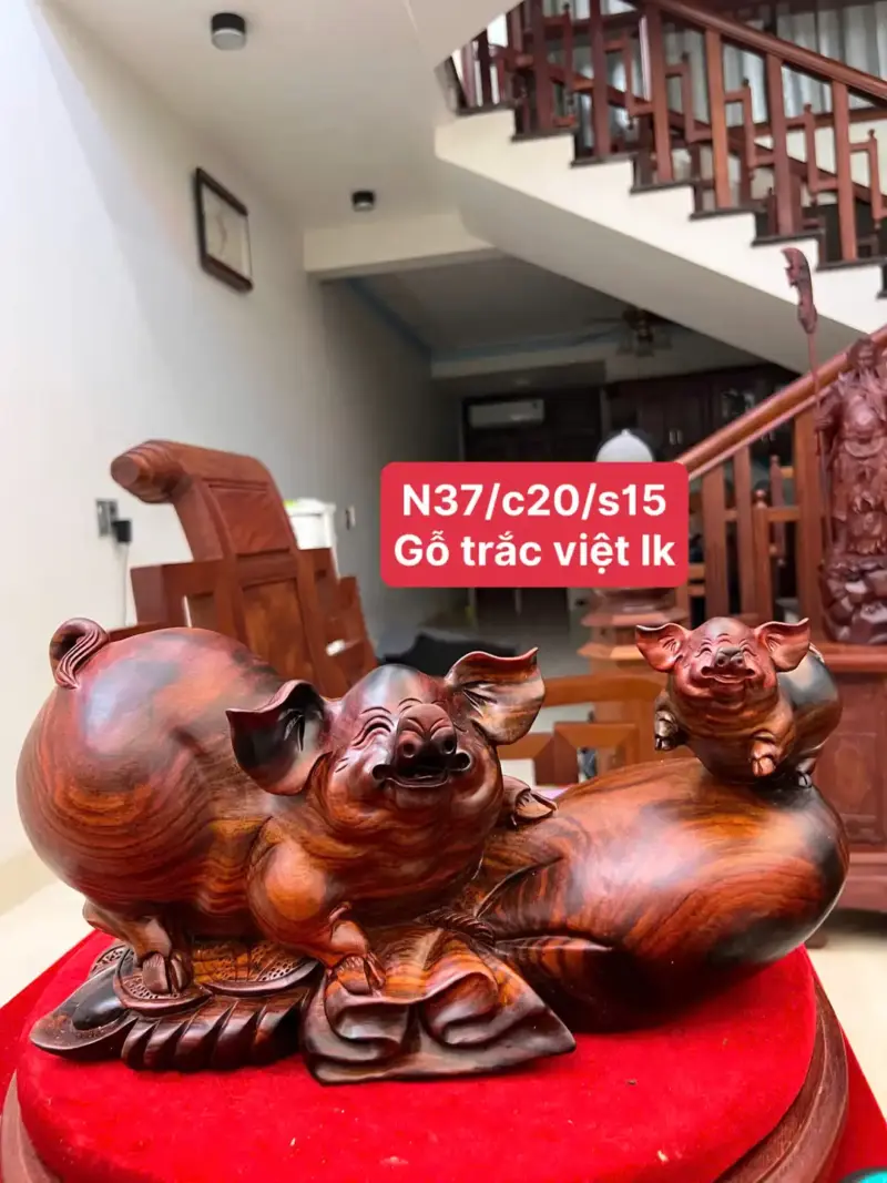 Tượng Cặp Heo Gỗ Trắc Việt Liền Khối Gỗ Đẹp KT:20x37x15