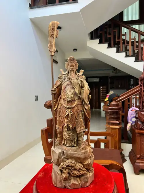 z7633706169437_43f4a618fdeb28fdbd385a53e874cc90 Tượng Gỗ Quan Công Chống Đao Gỗ Trắc Việt Mộc 62 - 20 - 17
